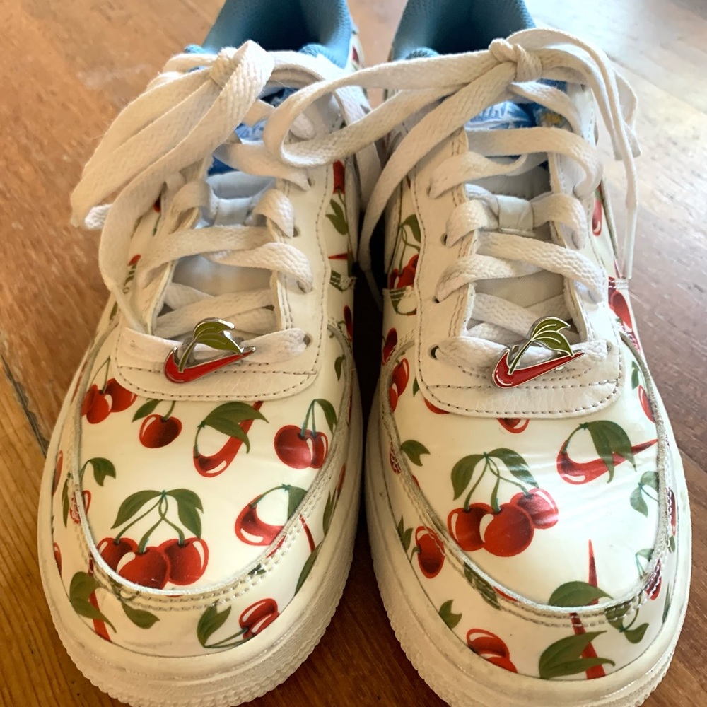 Nike Air Force 1 Cherries
